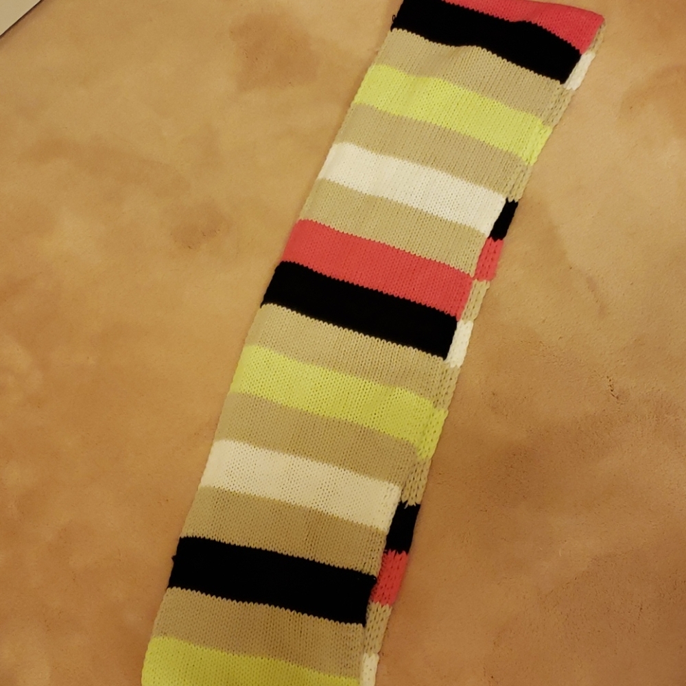 Colorful loop scarf - Picture 2 of 2